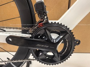 Vélo de route aérodynamique en fibre de carbone 700C, 24 vitesses, transmission électronique, frein à disque hydraulique, jeu de roues en carbone de 50 mm, 7,9 kg, vélo de course - Product Image 4