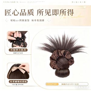 Peluca de moño con plumas y clips, color marrón oscuro con estampado de leopardo, moño bajo para mujer, extensión de cabello - Product Image 5