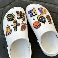 Décorations de chaussures style basketball, breloques à boucle, numéros de joueurs, motifs sur le thème du basketball, ornements en PVC détachables