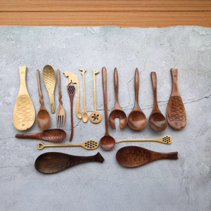 Japanese Korean Style Wooden <b>Honey</b> Spoon Long Handle Lotus Wood Stirring Spoon Animal Pattern Creative Design - Product Image 1