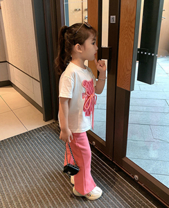 Conjunto de Verano para Niñas, Camiseta de Manga Corta y Pantalones Cortos con Estampado de Oso, Ropa Infantil de Dos Piezas, 90-140cm, Venta al Por Mayor - Product Image 3