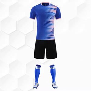 Trajes de Entrenamiento de Fútbol Personalizados OEM con MOQ Bajo, Trajes Deportivos Unisex para Entrenamiento, Traje de Fútbol al por Mayor de Manga Corta - Product Image 2