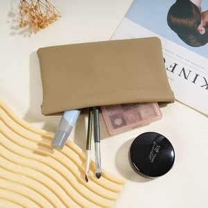 بسعر الجملة جراب واقي كبير محمول من الجلد الصناعي الناعم بحجم مخصص جراب حماية ذاتي الإغلاق - Product Image 1