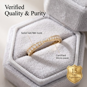 Bague de mariage en diamant incurvé en or jaune 18 carats, pavé de diamants naturels, certifiée IGI, bijoux fins sur mesure pour femmes, fabrication artisanale - Product Image 3