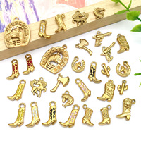 Accessoires de Collier Pendentif Cheval Pistolet Cactus Bottes Chapeau de Cowboy Western en Acier Inoxydable 316L Plaqué Or Émaillé pour Vente en Gros