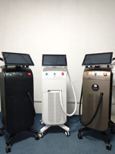 Nuevo Láser de Diodo de Hielo de Triple Onda 755/808/1064nm 1000W para Depilación y Rejuvenecimiento de la Piel con Triple Enfriamiento (Agua/Viento/TEC) CE - Product Image 4