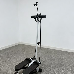 Mini stepper silencieux avec poignée hydraulique et support pour téléphone portable, vélo d'exercice d'intérieur, modèle Step10-1, 62x42x42cm, noir - Product Image 1