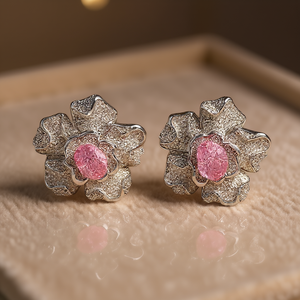 Orecchini a Perno con Fiore in Oro Bianco e Quarzo Rosa, Montatura in Argento 925, Gioielli Romantici da Donna per Feste - Product Image 2