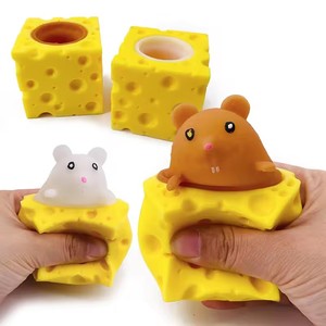 Giảm căng thẳng vật nuôi pho mát chuột Pinch vui vẻ căng thẳng bóng Vent sóc cup prank Đồ chơi FIDGET đồ chơi - Product Image 3