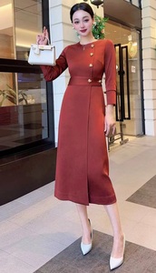 XXXL <span class=keywords><strong>robe</strong></span> <span class=keywords><strong>moulante</strong></span> 2024 automne hiver Cocktail fête femmes gros bouton déco à manches longues Midi marron <span class=keywords><strong>kaki</strong></span> <span class=keywords><strong>robe</strong></span> Occasion spéciale - Product Image 3