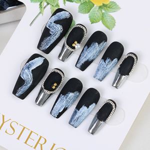 Prix usine de gros Faux ongles de luxe faits à la main en acrylique à presser, avec strass, forme carrée, motif French manucure 3D à couverture complète - Product Image 1