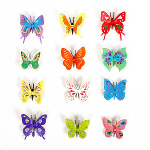Lot de 12 capsules de jouets éducatifs papillons en PVC pour la simulation d'insectes certifiés EN71 pour garçons et filles de 2 à 4 ans, taille 55mm, vente en gros - Product Image 6