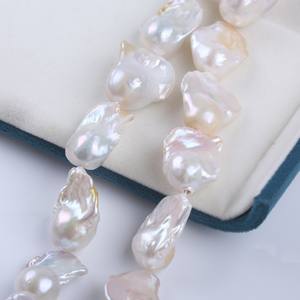 Perlas de Agua Dulce Barrocas Naturales al por Mayor de 16-22 mm, Blancas y de Colores, Perlas Sueltas de Forma Irregular en Forma de Cola de Pez - Product Image 2