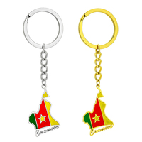 Porte-clés en acier inoxydable émaillé avec breloque drapeau du Cameroun Porte-clés plaqué or 18 carats avec pendentif carte de la République du Cameroun