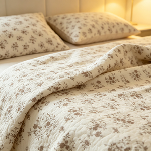 Juego de Ropa de Cama Acolchada con Estampado Floral Pequeño Estilo Coreano, 4 Piezas, Base Crema, Flores Marrones, Juego de Ropa de Cama Bordada de Lujo, Funda de Edredón - Product Image 4