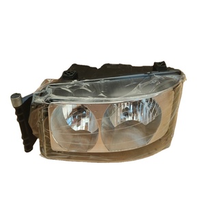 Sinotruk sitrak t5g th7 trruck phụ tùng 811w25101-6002 Bộ phận động cơ 811w25101-6017 Đèn pha ánh sáng đèn để bán - Product Image 1