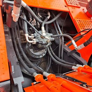 รถขุดมือสอง DOOSAN DX340LC-9C 34 ตัน เครื่องยนต์ Doosan ปั๊มไฮดรอลิก Doosan Mottrol วาล์ว KYB ชั่วโมงการใช้งานต่ำ สภาพ 90% ใหม่ ราคาแข่งขัน ปี 2023 - Product Image 5