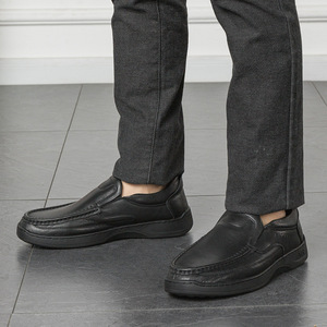 Mocasines de Cuero Genuino con Punta Sólida, Suela de Goma, Transpirables, con Logotipo Grabado, Zapatos de Vestir para Hombre, Forrados en Cuero Genuino - Product Image 3