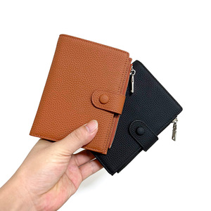 Ando Bag Cartera de viaje organizadora de cuero genuino de vaca con ranuras para tarjetas y bolsillo con cremallera - Product Image 1