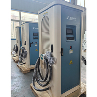 Station de recharge pour véhicules électriques de haute qualité SL GB CCS1 CCS2 CHAdeMO 75-360kW IP54 Courant de sortie CC Nouveau 2 pistolets 99% d'efficacité