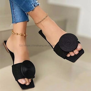 High Quality Round Flat Casual Beach Slippers Plus Size Women's <b>Shoes</b> 43 - Product Image 2