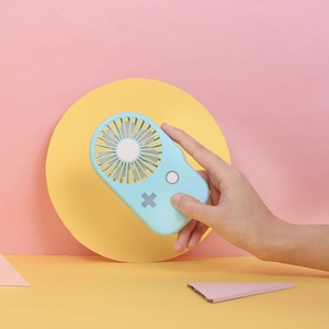 Ventilador USB Portátil Mini 2025, Variedad de Colores para Niñas, Plástico, Dos Velocidades, Funciona con Batería, para Uso Doméstico - Product Image 2