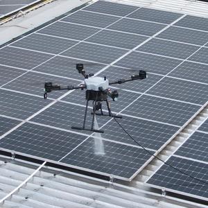 โดรนทำความสะอาดมืออาชีพ JIUSI D15R พร้อมกล้องควบคุมระยะไกล ระยะส่งสัญญาณ 15 กม. สำหรับทำความสะอาดหน้าต่างและหอคอย - Product Image 1