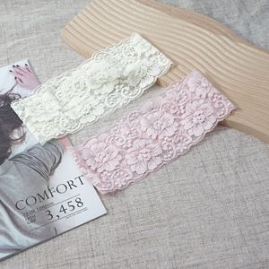 Nouveau serre-tête large en <span class=keywords><strong>dentelle</strong></span> multicolore élégant et extensible, accessoire capillaire ajouré polyvalent pour femme, idéal pour <span class=keywords><strong>mariage</strong></span> haut de gamme - Product Image 2