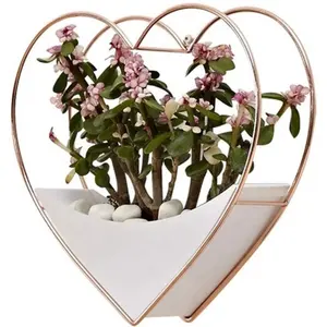 กระถางโลหะทำมือรูปหัวใจ - Product Image 1