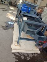 Nouvelle machine à décortiquer les noyaux de palme, décortiqueuse de noyaux de pêche, casse-noix à coque dure pour petite usine, machine automatique à casser les amandes
