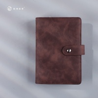 Carnet personnalisé A6 en cuir PU rigide rose avec porte-stylo pour agenda 2027, classeur à anneaux, journal et papeterie
