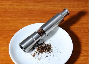 Molino de Pimienta Manual de Acero Inoxidable KLH098, Molinillo de Sal y Especias para Cocina, Venta al Por Mayor - Product Image 2