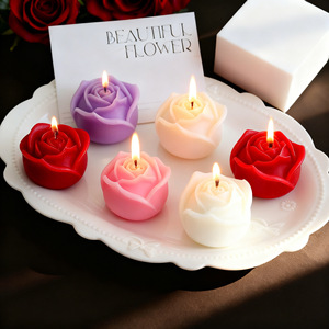 Candela Artigianale in Cera di Soia Profumata alla Rosa, Decorazione di Lusso per Casa, Eventi, Feste, Aromaterapia, Compleanni, Natale, Lauree - Product Image 2