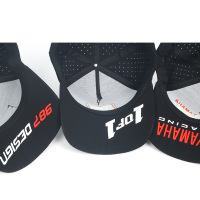 Casquette verte laser de haute qualité à 5 panneaux en tissu imperméable avec logo brodé et cordon pour mariage et fête
