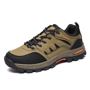 Vente chaude bottes de montagne d'escalade antidérapantes durables chaussures de plein air pour hommes et femmes - Product Image 1
