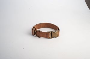 Collier de luxe pour chat et chien en cuir, accessoires pour animaux de compagnie, vente chaude, possibilité de graver des mots, fermoir à pression en alliage, articles en stock - Product Image 5