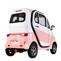 Nouveau scooter électrique LEO à quatre roues, mini véhicule électrique fermé avec 3 sièges, lumières LED, autonomie jusqu'à 100 km, pour personnes âgées