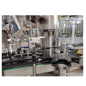 Máquina automática de llenado y costura de latas de aluminio para bebidas energéticas de refrescos carbonatados - Product Image 1