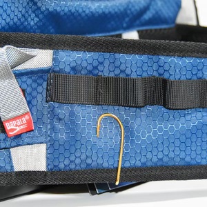 Clip per Cappello a Forma di Amo da Pesca OEM di Alta Qualità, Fermacravatta Multifunzionale Dorato, Fermasoldi Portatile per Accessori da Pescatore - Product Image 4