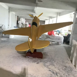 งานประติมากรรมเรซิ่นเครื่องบินขนาดใหญ่แบบกำหนดเอง รูปปั้นเครื่องบินไฟเบอร์กลาสสีทองสมจริงสำหรับจัดแสดง รุ่นต่างๆ งานฝีมือโลหะ - Product Image 4