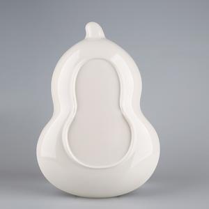 Plato de Servir de Melamina en Forma de Calabaza, Tamaño Mediano, Plato de Plástico Duradero, Diseño Moderno, Color Sólido, para Cocina y Comedor - Product Image 2