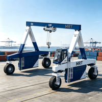 Grue mobile à portique sur roues en caoutchouc massif avec protection contre les surcharges, élévateur robuste pour entrepôt de billettes de grande taille