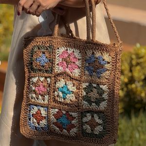 Bolso de Verano Boho Tejido <span class=keywords><strong>a</strong></span> Mano con Flores de Ganchillo, Bandolera <span class=keywords><strong>a</strong></span> Cuadros, Bolso de Mujer Rústico, Bolso de Playa de Paja - Product Image 2
