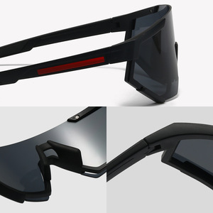Vente en gros <span class=keywords><strong>de</strong></span> <span class=keywords><strong>lunettes</strong></span> <span class=keywords><strong>de</strong></span> <span class=keywords><strong>soleil</strong></span> monobloc tendance, neuves, provenant d'Europe et d'Amérique, pour hommes et femmes, <span class=keywords><strong>lunettes</strong></span> <span class=keywords><strong>de</strong></span> <span class=keywords><strong>soleil</strong></span> colorées - Product Image 2