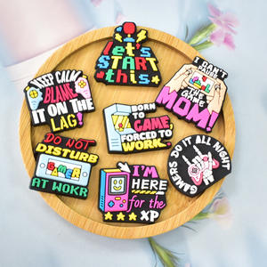 Juego de frases, palabras, dijes de zapatos, regalo de promoción, juego en línea, videojuegos, decoración de zapatos, encanto, frases de juego, zueco, dijes de zapatos - Product Image 1