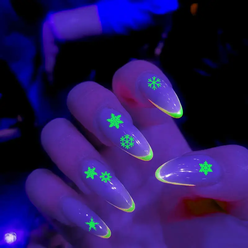 2021 New Design Halloween Party Night Glow Nail Art Decals Self Adhesive Nail Art Luminous Stickers