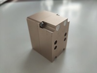 Nouvelle pièce à main OEM ODM HGO Macro Channel Laser Stack personnalisée haute précision 755nm 808nm 1064nm 2400W 240 bars