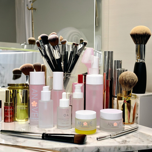 Chăm sóc da bao bì đặt 30ml Frosted Kem Mỹ phẩm lọ thủy tinh Lotion bơm 1oz 2oz 50ml 100ml Huyết thanh chai thủy tinh nắp hình dạng phẳng - Product Image 4