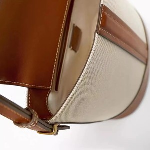 <span class=keywords><strong>Sac</strong></span> bandoulière en toile <span class=keywords><strong>marron</strong></span> pour femme avec empiècement en cuir PU, design à boucle tendance, idéal pour l'été, <span class=keywords><strong>sac</strong></span> <span class=keywords><strong>seau</strong></span> - Product Image 4