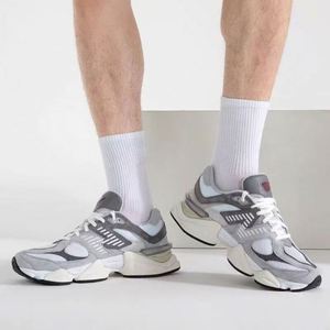 9060 Designer Customized Luxury Outdoor Sports Shoes Casual Retro Anti-Slip Cushioning Running Shoes All Seasons Fashion Trend - Product Image 4